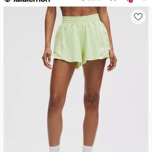 Lululemon Shake It Out High-Rise Running Short 2.5" NWT size small Lemongrass